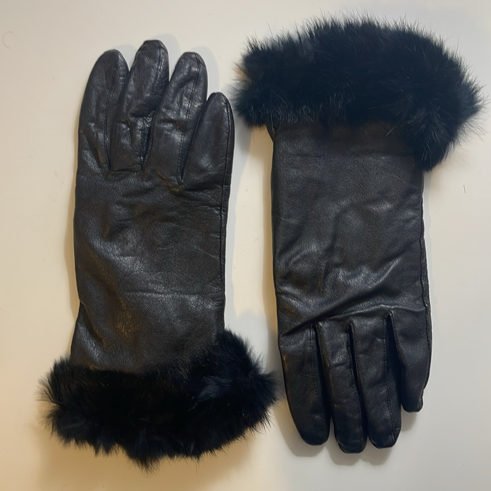 Vintage black leather and fur trimmed  ladies gloves